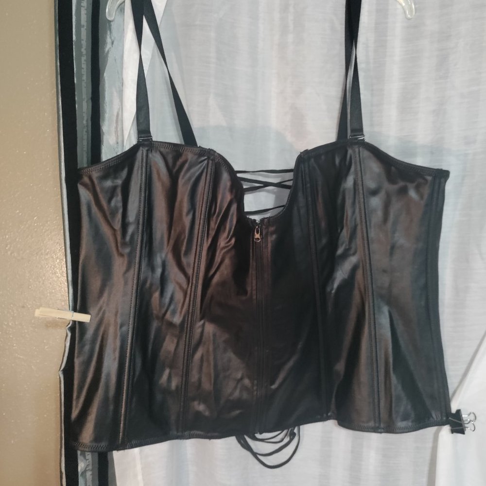 Darque - Sexy Black Faux Leather Bralette / Corset Top